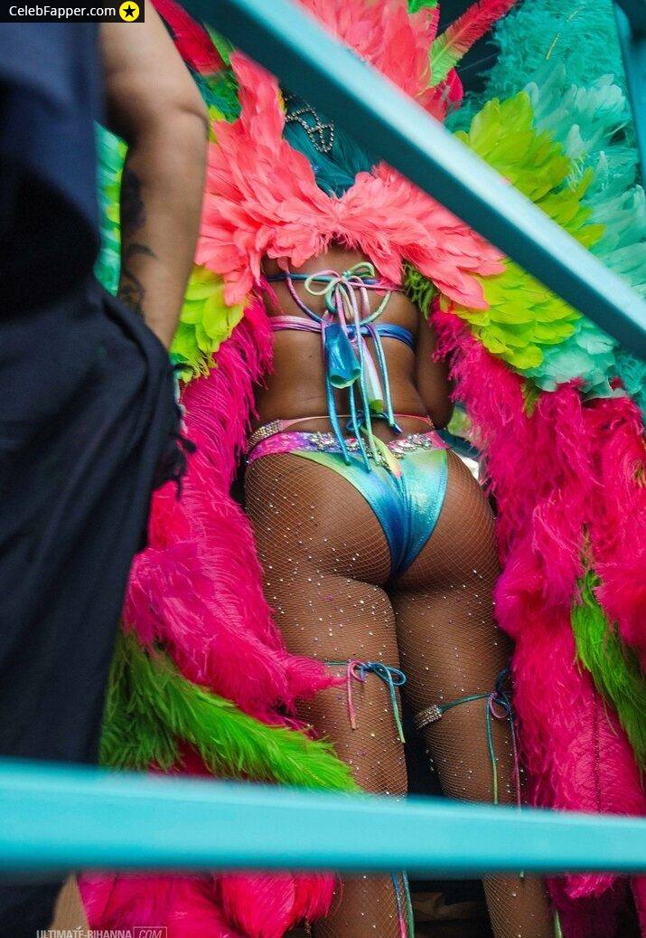 rihanna fap butt ass bunda arsch